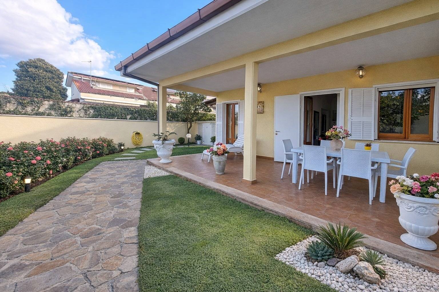 Foto 3 - Villa a Schiera via dei cipressi
 
32 d/e, Ardea - foto 3