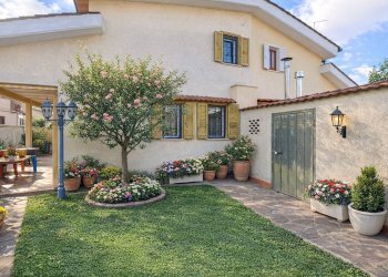 Foto 12 - Villa a Schiera Via dei Cipressi
 
32 d/e, Ardea - foto 12
