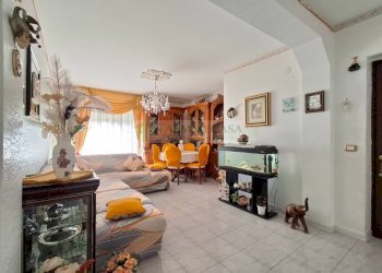 Foto 4 - Quadrilocale Stradale San Giorgio
 
35a, Catania - foto 3