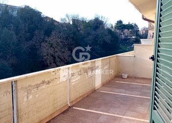 Foto 1 - Quadrilocale Viale della stazione, Sutri - foto 1