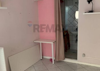 Stanza vuota - Commercial Premises via Arenella
 
71, Napoli - photo 6