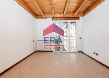 Foto 13 - Bilocale Via Luigi Pomini
 
31, Castellanza - foto 13