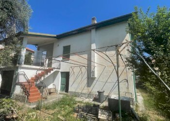 Foto 2 - Villa Via Roma
 
6, San Bartolomeo al Mare - foto 2