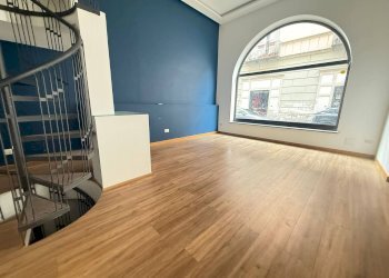 Foto 1 - Negozio Via Colombo
24, Caserta - foto 1