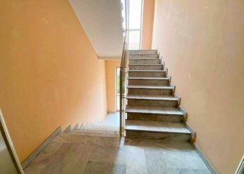 Interno palazzo - Quadrilocale corso Europa, 2, Mondovì - foto 14