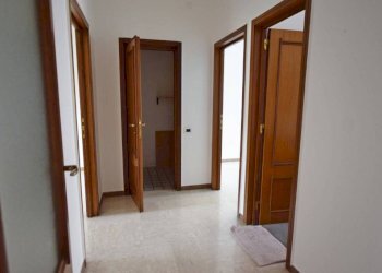 Corridoio - Quadrilocale corso Europa, 2, Mondovì - foto 15