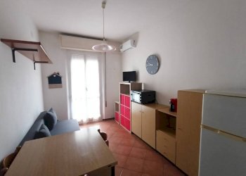 Camera da letto - Bilocale viale Piacenza, 46, Parma (zona Pablo) - foto 5