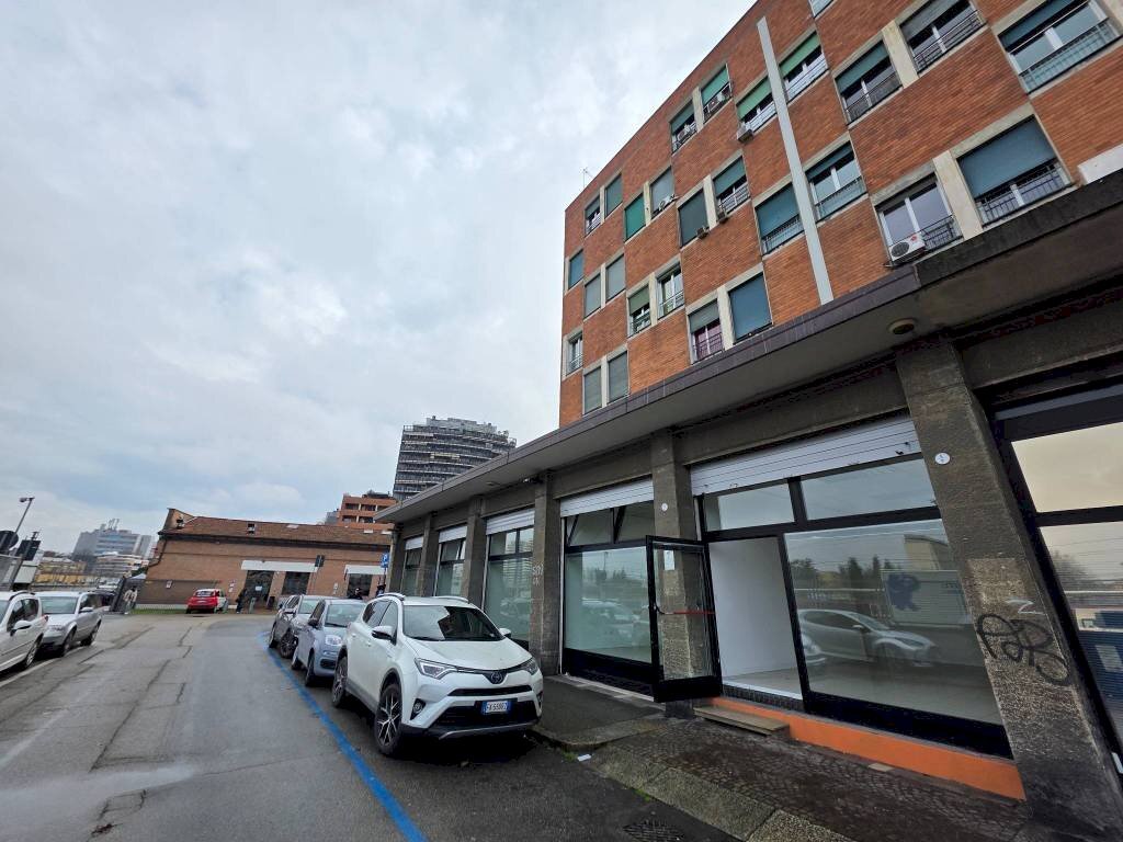 Zona - Ufficio via Jacopo Barozzi Vignola, 6, Bologna (zona Bolognina) - foto 2