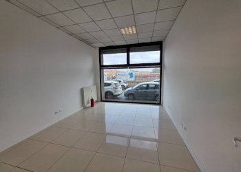 Interno non residenziale - Ufficio via Jacopo Barozzi Vignola, 6, Bologna (zona Bolognina) - foto 10