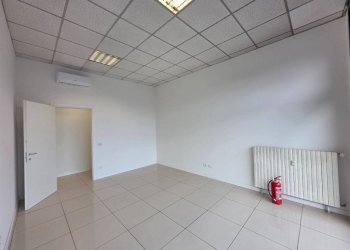 Ufficio - Ufficio via Jacopo Barozzi Vignola, 6, Bologna (zona Bolognina) - foto 11
