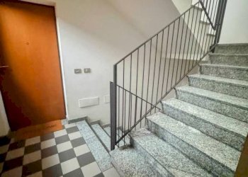 Interno palazzo - Trilocale via Pravallo, 1, Lozza - foto 19