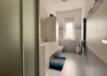 Bagno - Three-room apartment piazza Gustavo Modena, 4, Torino (neighborhood Sassi) - photo 19