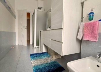 Bagno - Three-room apartment piazza Gustavo Modena, 4, Torino (neighborhood Sassi) - photo 21