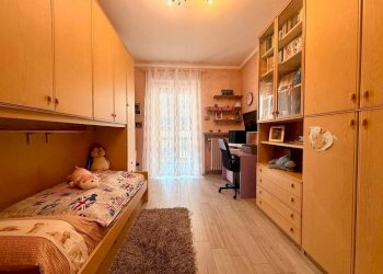 Camera da letto - Three-room apartment piazza Gustavo Modena, 4, Torino (neighborhood Sassi) - photo 24