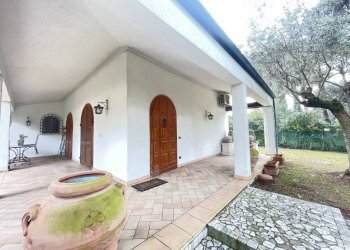 Veranda - Villa viale dei Ligustri, Ravenna (zona Porto Corsini) - foto 48