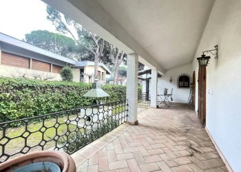 Giardino - Villa viale dei Ligustri, Ravenna (zona Porto Corsini) - foto 39
