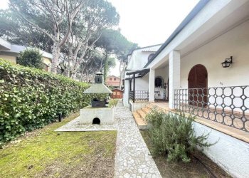 Giardino - Villa viale dei Ligustri, Ravenna (zona Porto Corsini) - foto 40