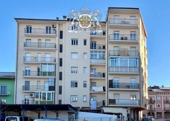 Facciata - Quadrilocale via Giovanni Lovera, 33, Borgo San Dalmazzo - foto 35