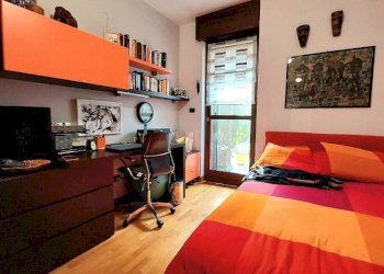 Camera da letto - Three-room apartment via Marengo, 3, San Mauro Torinese - photo 14