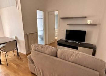 Soggiorno - Appartamento via Guglielmo Marconi, 18, Bologna (zona Marconi) - foto 8