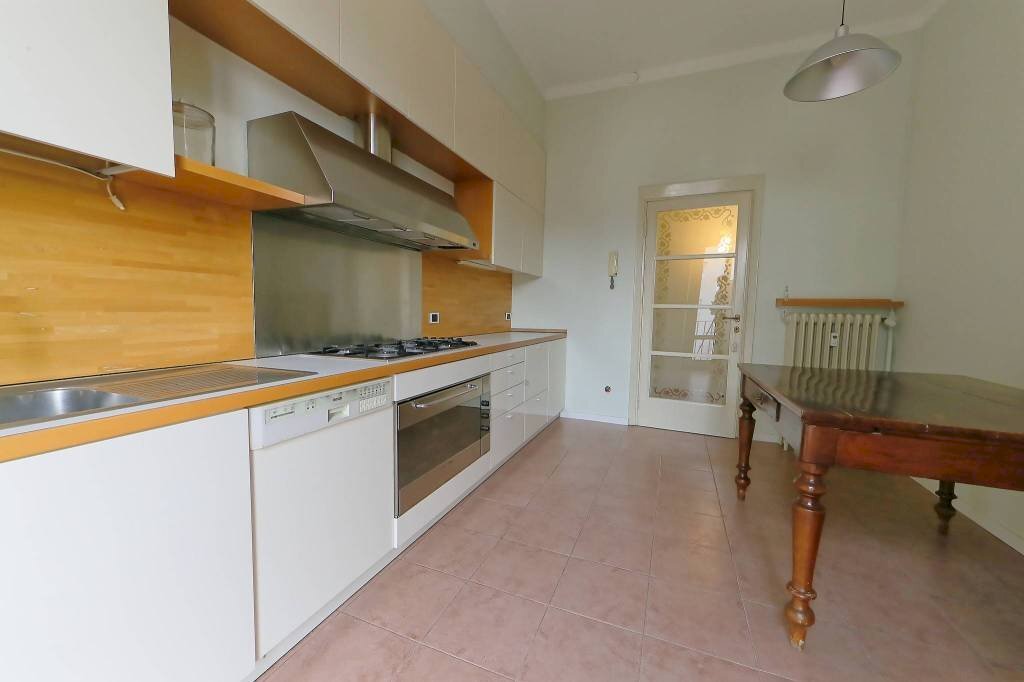 Cucina - Three-room apartment via Alessandro Manzoni, 12, Monza - photo 3