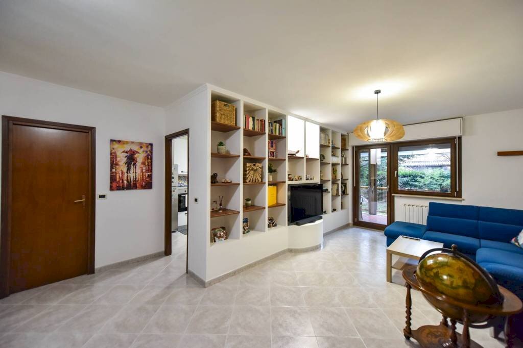 Salone - Quadrilocale via Guarino Guarini, 48, Venaria Reale - foto 1