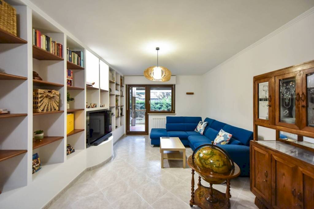 Salone - Quadrilocale via Guarino Guarini, 48, Venaria Reale - foto 2