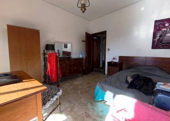 Camera da letto - Appartamento via Zumbini, 18, Portici - foto 13