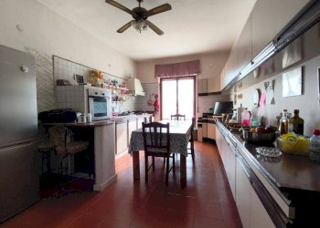 Cucina - Appartamento via Zumbini, 18, Portici - foto 18