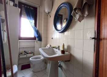 Bagno - Appartamento via Zumbini, 18, Portici - foto 21