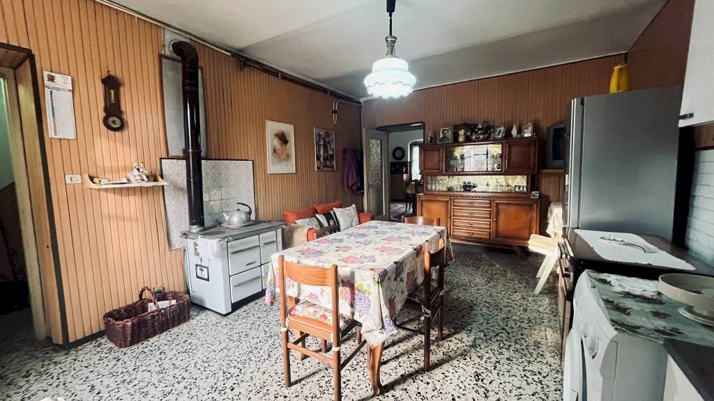 Salone - Rustico Collina San Grato, 46, Ferrere - foto 2