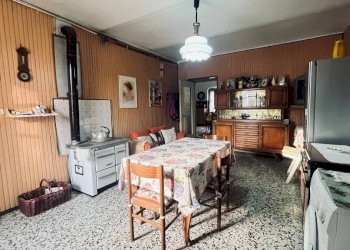 Salone - Rustico Collina San Grato, 46, Ferrere - foto 2