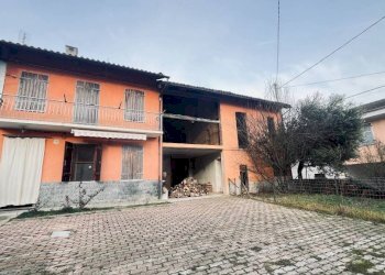 Facciata - Rustico Collina San Grato, 46, Ferrere - foto 6