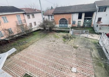 Cortile interno - Rustico Collina San Grato, 46, Ferrere - foto 24