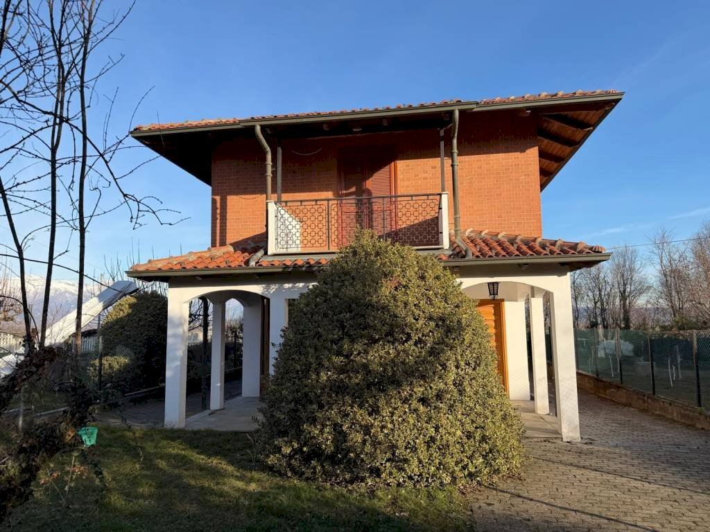 Facciata - Villa vicolo Sartore, Mercenasco - foto 1