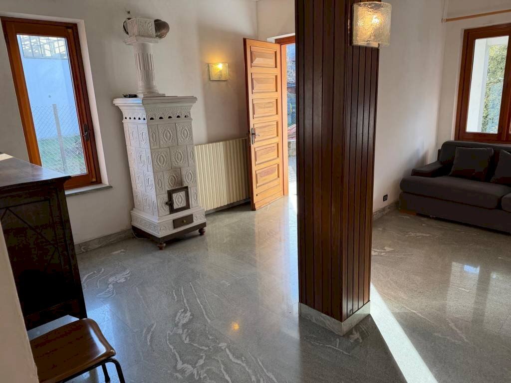 Salone - Villa vicolo Sartore, Mercenasco - foto 3