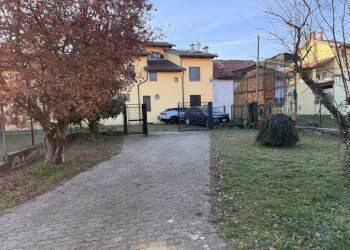 Cortile interno - Villa vicolo Sartore, Mercenasco - foto 8