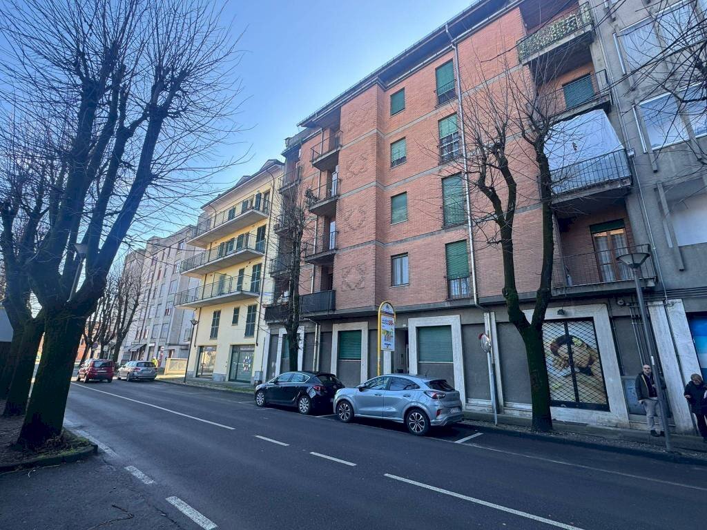 Facciata - Appartamento via Virginio Arzani, 43, Tortona - foto 1