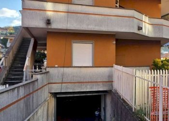 Esterni - Box via per Maxena, 4D, Chiavari - foto 8