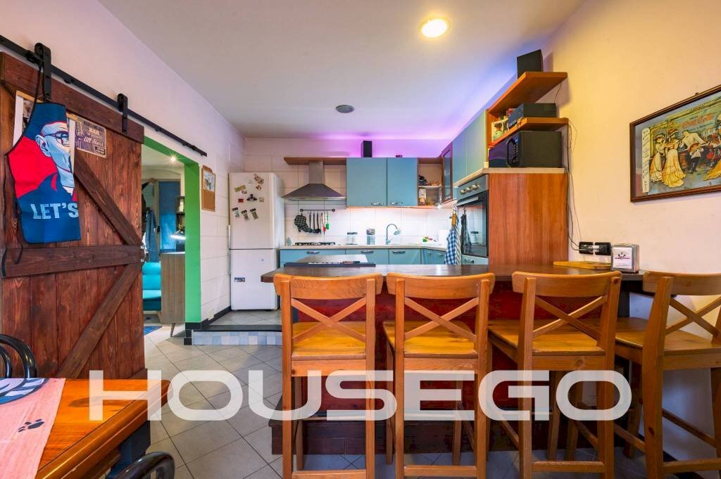 Cucina - Three-room apartment via Ciro Menotti, 36, Genova (neighborhood Sestri Ponente) - photo 2