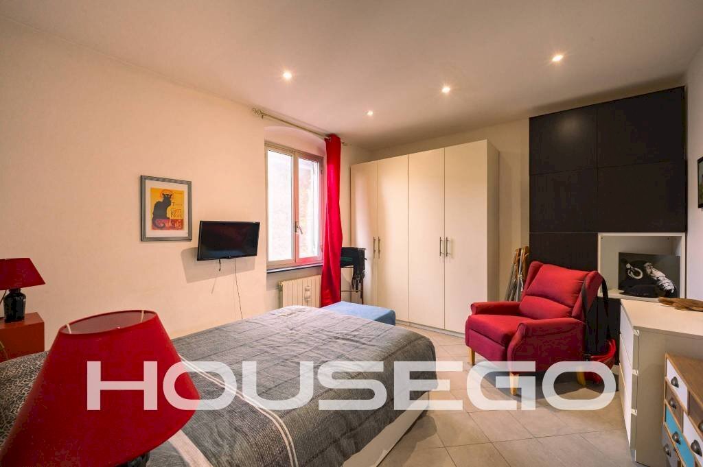 Camera da letto - Trilocale via Ciro Menotti, 36, Genova (zona Sestri Ponente) - foto 2