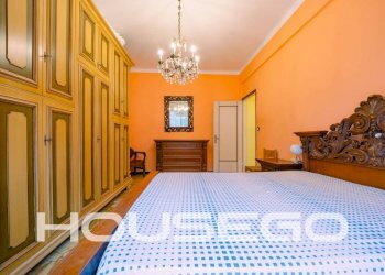 Camera da letto - Trilocale via Giovanni Santolini, 30, Genova (zona Marassi) - foto 5