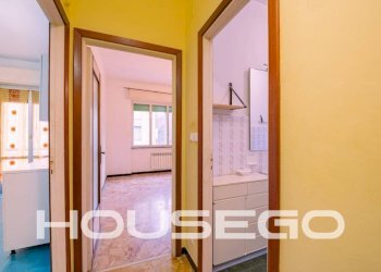 Disimpegno - Trilocale via Giovanni Santolini, 30, Genova (zona Marassi) - foto 7