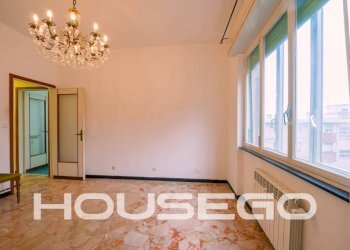 Cucina - Trilocale via Giovanni Santolini, 30, Genova (zona Marassi) - foto 10