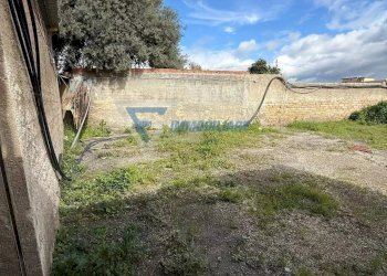 Locale Commerciale Viale Epipoli, Siracusa - foto 7