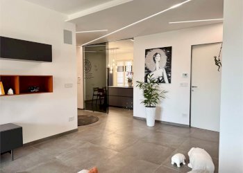 Attico Via Beppe Fenoglio 24/A, Cuneo (zona Centro) - foto 9