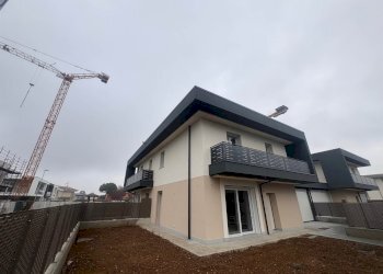 Villa Azzano San Paolo - photo 1