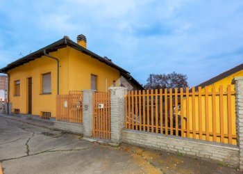 Casa indipendente Via Torino, Beinasco - foto 1