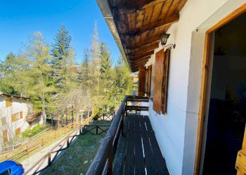 Casa semi indipendente LOCALITA' VILLAGGIO ALPINO 
 Santo Stefano d'Aveto, GE, frazione Villaggio Al Pino, Santo Stefano d'Aveto - foto 1