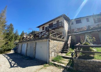 Casa semi indipendente LOCALITA' VILLAGGIO ALPINO 
 Santo Stefano d'Aveto, GE, frazione Villaggio Al Pino, Santo Stefano d'Aveto - foto 5